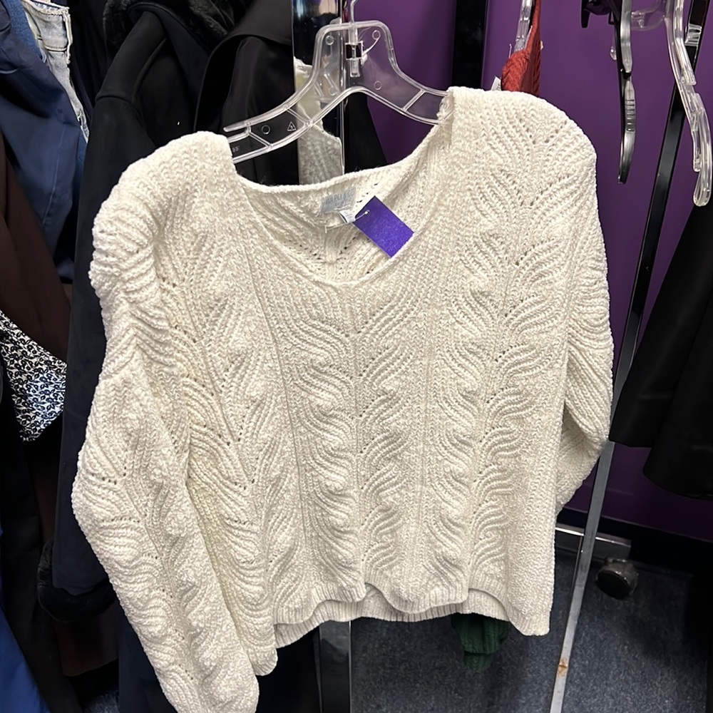💜Warm and Cozy Lifestyle White Sweater L